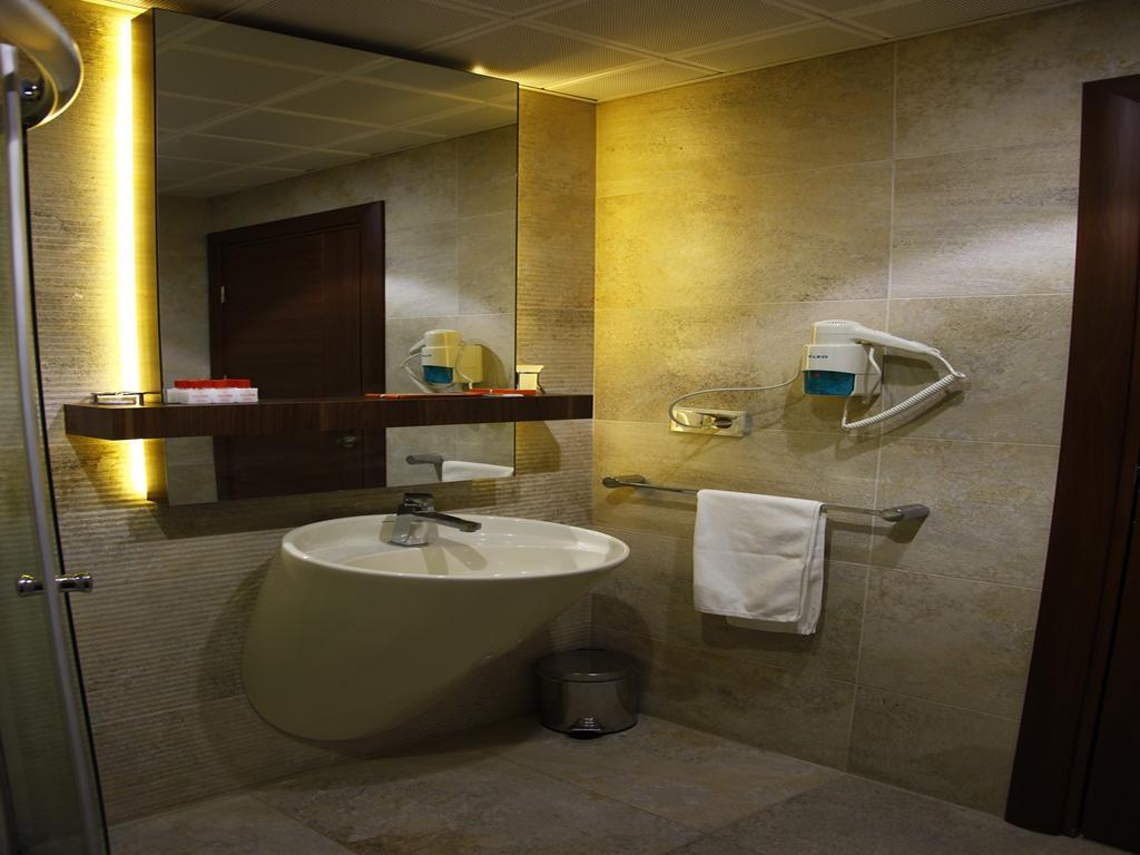 Feyzan Hotel Corum Habitación foto